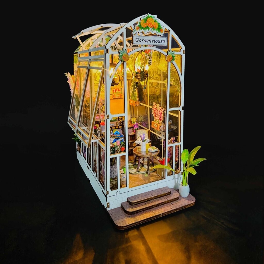 2Kids Toys - Maison miniature Maison de jardin 2 piles AAA