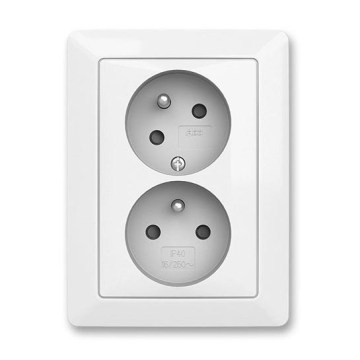 ABB 5513T-C02157 500 - Double prise domestique avec cadre ZONI 250V blanche
