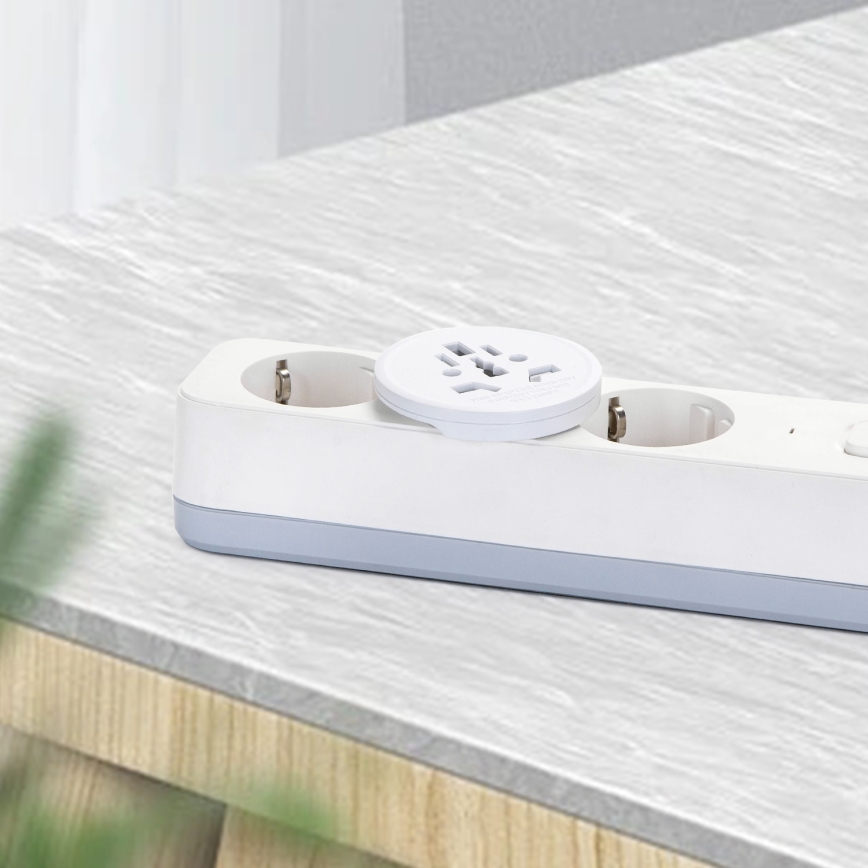 Aigostar - Adaptateur de voyage pour l'UE, blanc