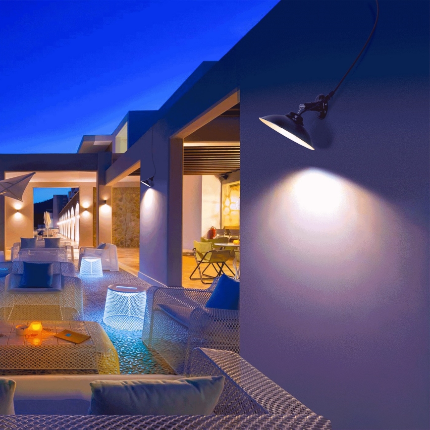 Aigostar - Applique murale solaire LED/3,2V 3000K/4000K/6500K 5000 mAh IP65 + Télécommande