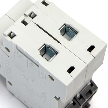 Aigostar - Disjoncteur bipolaire 2P-63A-C 230-400V