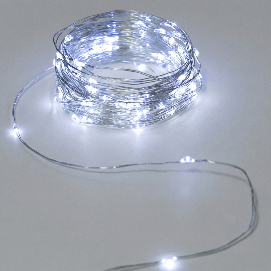 Aigostar - Guirlande lumineuse LED d'extérieur 50 LED, alimentée par 3 piles AA, IP44, 5,3 m, blanc froid