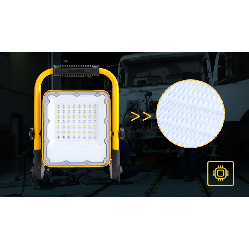 Aigostar - Projecteur à intensité variable rechargeable LED/100W/5V 6500K IP65 15000 mAh