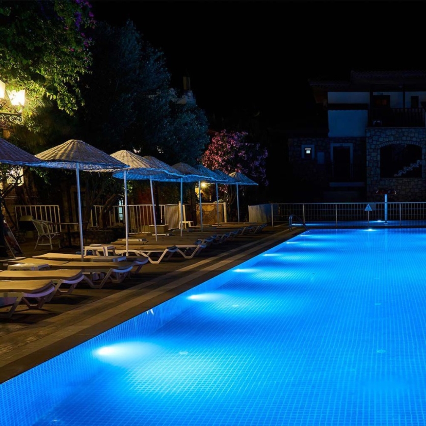 Ampoule de piscine LED/35W/12V IP68 6500K