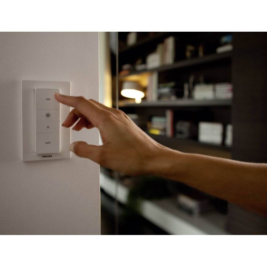 Ampoule LED à intensité modulable Philips HUE WHITE E27/9W/230V