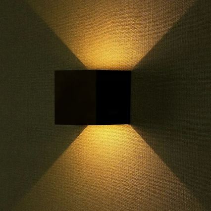 Applique murale d'extérieur LED/11W/230V 3000K IP65 noir