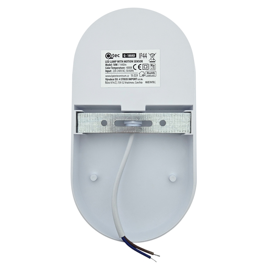 Applique murale extérieure à LED avec détecteur de mouvement, 18W/230V, IP44, blanche