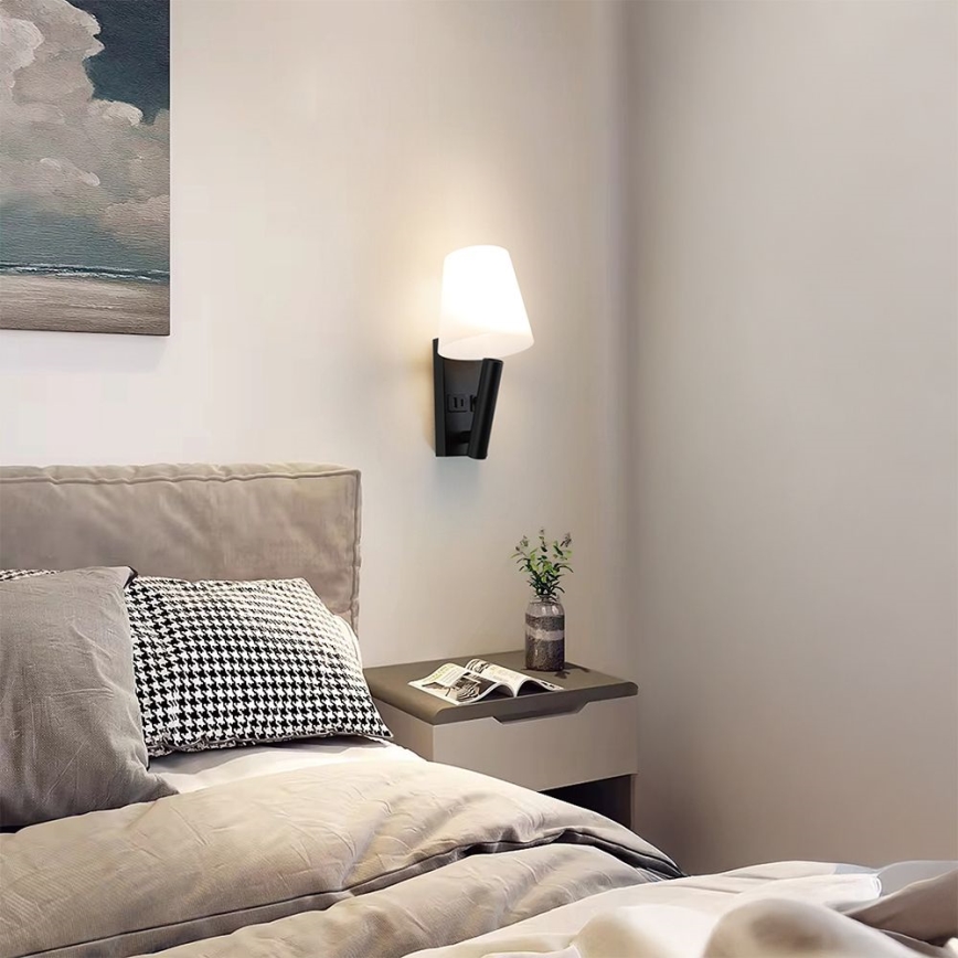 Applique murale LED avec port USB — 2W, 230V, 3000K — noir/blanc