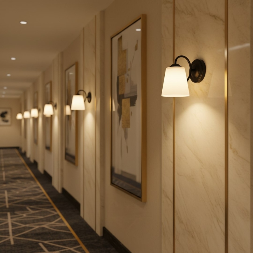 Applique murale PAFOS 1xE27/15W/230V noire