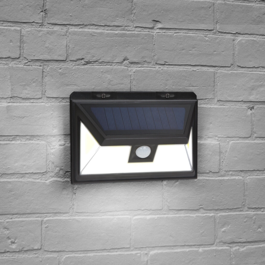 Applique murale solaire avec détecteur LED/5W/5,5V IP65 1200 mAh