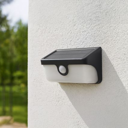 Applique murale solaire LED avec capteur LINK LED/5W/3,7V 2000 mAh IP65 noir