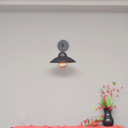 Applique murale SORAPIS 1xE27/15W/230V noir