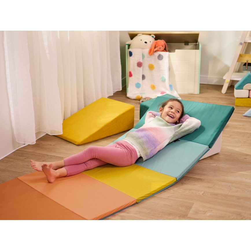 B-Toys - Tapis de jeu pliant en mousse WONDERTUMBLE 72x175 cm