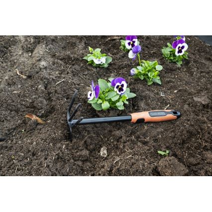 BLACK+DECKER - Bêche de jardin avec décompacteur à trois dents 30 cm