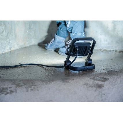 Brennenstuhl - Projecteur extérieur avec support LED/20W/230V 6500K IP65
