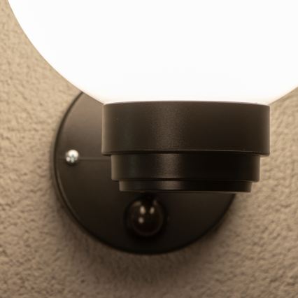 BRILAGI - Applique murale d'extérieur avec détecteur de mouvement HARBOR 1xE27/40W/230V IP33 anthracite/blanc