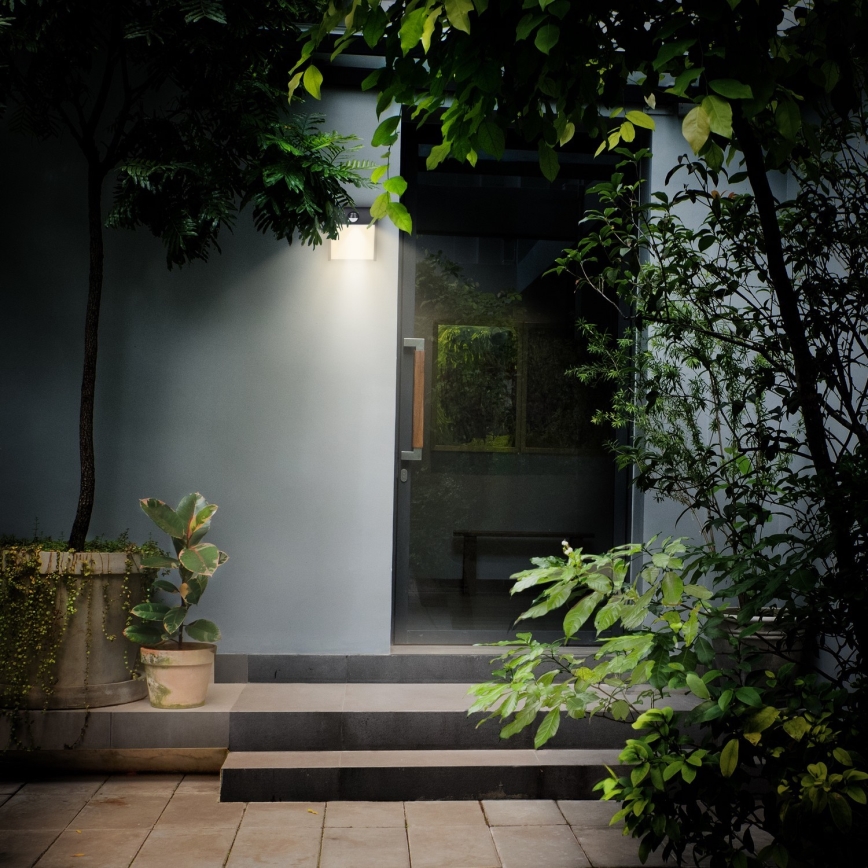 Brilagi-Applique murale extérieure avec détecteur TERNI LED/12W/230V noir IP44