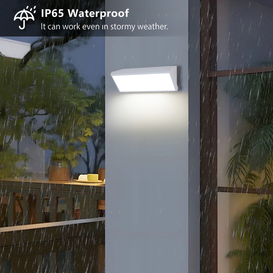 Brilagi - Applique murale d'extérieur LED avec détecteur TRIANGLE LED/42W/230V 45 cm blanche IP65