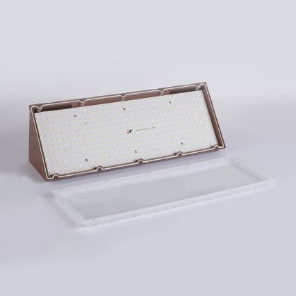 Brilagi - Applique murale extérieure LED TRIANGLE LED/42W/230V marron IP65