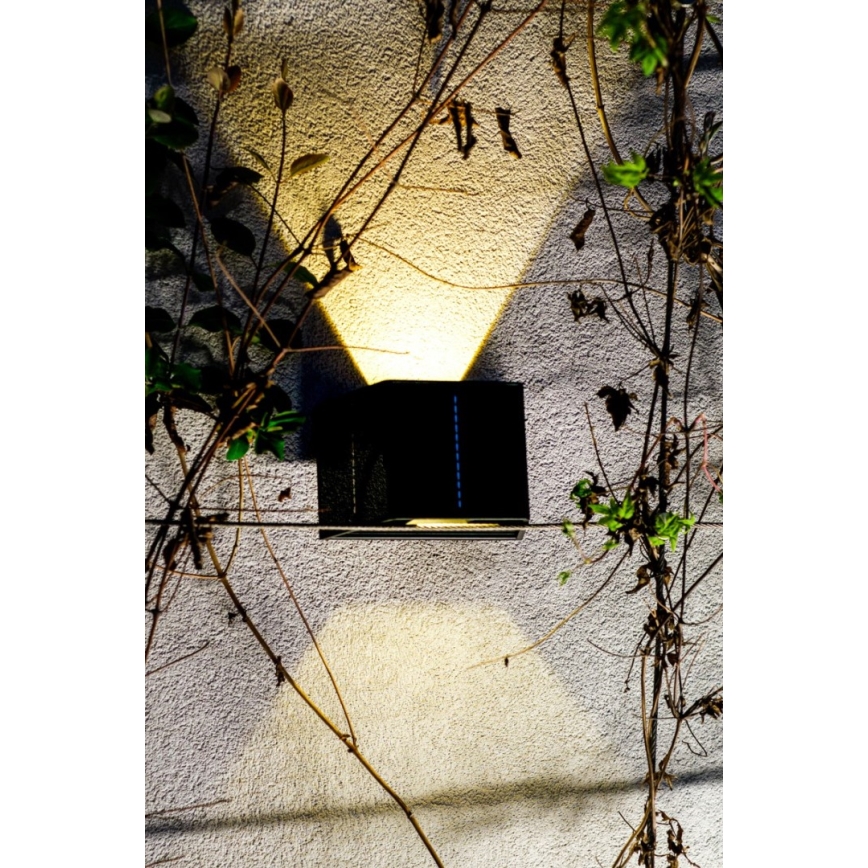 Brilagi - Applique murale solaire SOLAR CUBE LED/2W/3,2V 1300 mAh IP54