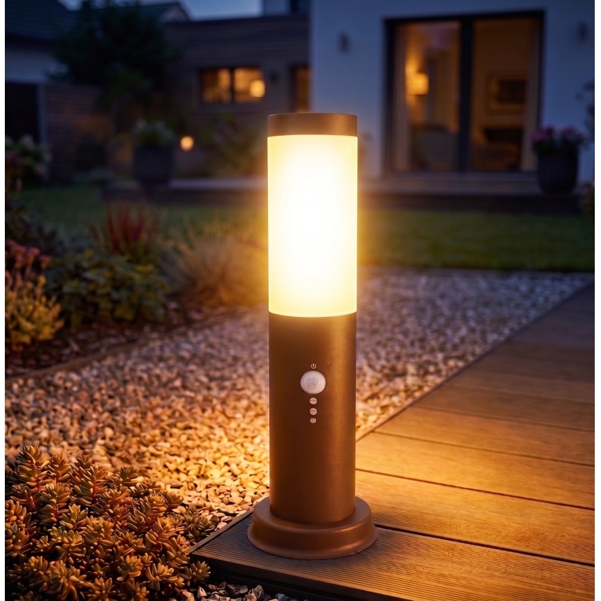 Brilagi - Lampe d'extérieur avec détecteur NOVA 1xE27/15W/230V 40 cm IP44 marron
