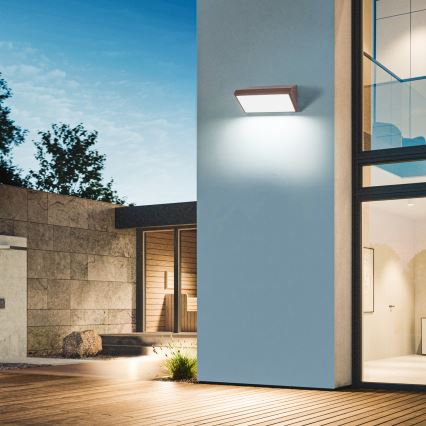 Brilagi - Applique murale d'extérieur LED avec détecteur TRIANGLE LED/20W/230V marron IP65