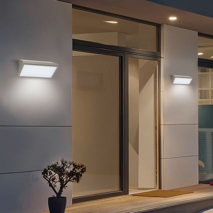 Brilagi - Applique murale d'extérieur LED avec capteur TRIANGLE LED/20W/230V gris IP65