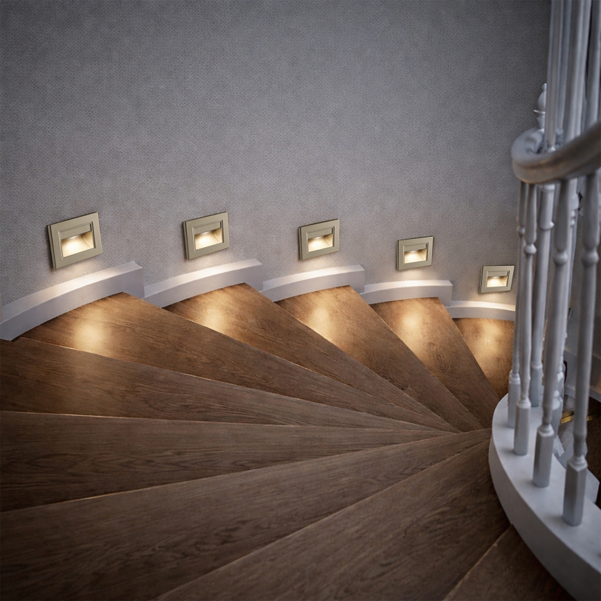 Brilagi - Luminaire d'escalier LED STEP LIGHT LED/1,5W/230V IP44 doré