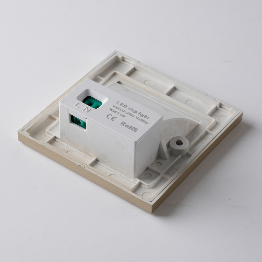 Brilagi - Luminaire d'escalier LED STEP LIGHT LED/1,5W/230V IP44 doré