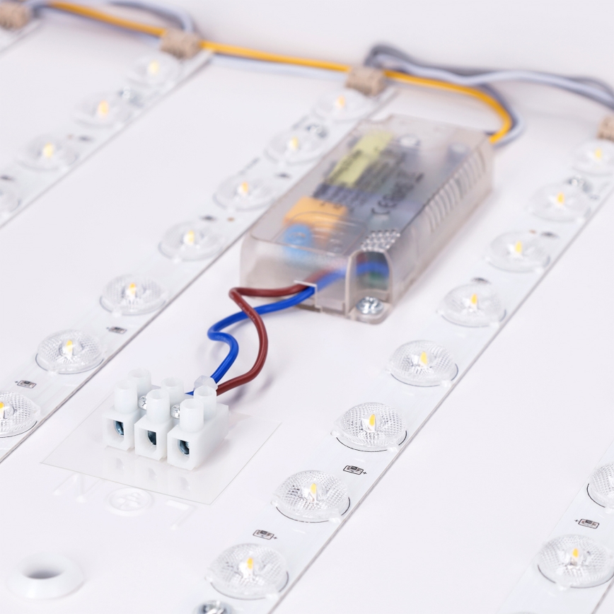 Brilagi - Plafonnier LED dimmable PILANA LED/48W/230V 3000-6500K chêne/noir 56x56 cm + télécommande