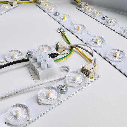 Brilagi - Plafonnier LED POOL LED/36W/230V 3000/4000/6000K Ø 30 cm blanc