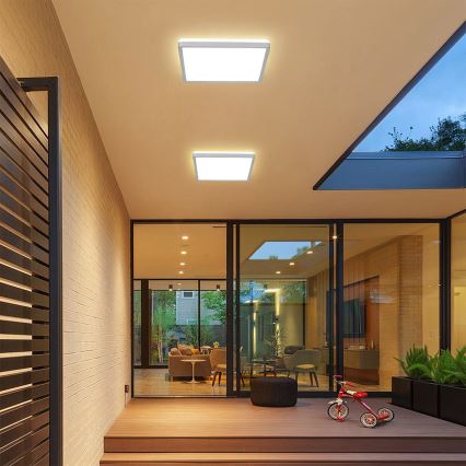 Brilagi - Plafonnier LED pour salle de bains ULTRA SLIM LED/24W/230V 42x42 cm argenté IP54