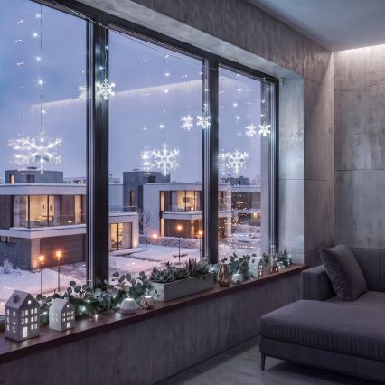 BRILAGI - Rideau lumineux LED de Noël 77xLED/3xAA/USB, 3,8 m, motifs flocons, blanc froid