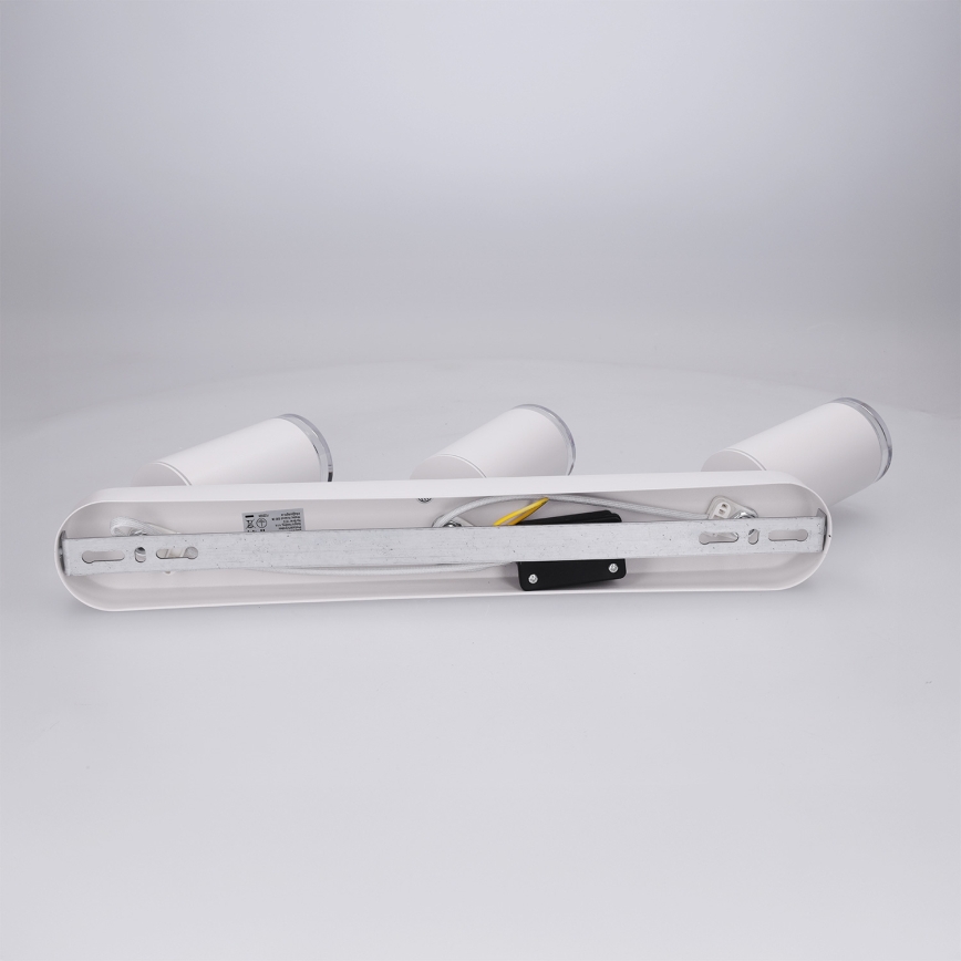 Brilagi - Spot salle de bain SELE 3xGU10/30W/230V IP44 blanc