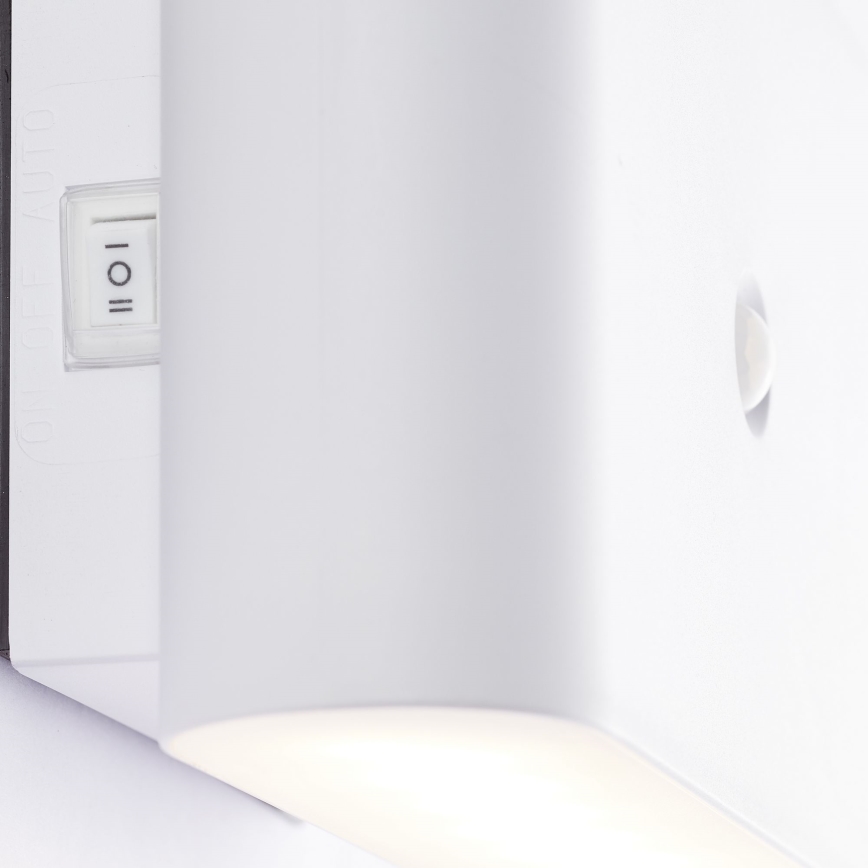 Brilliant - Applique murale extérieure rechargeable avec détecteur XINO LED/3W/5V IP44 blanc