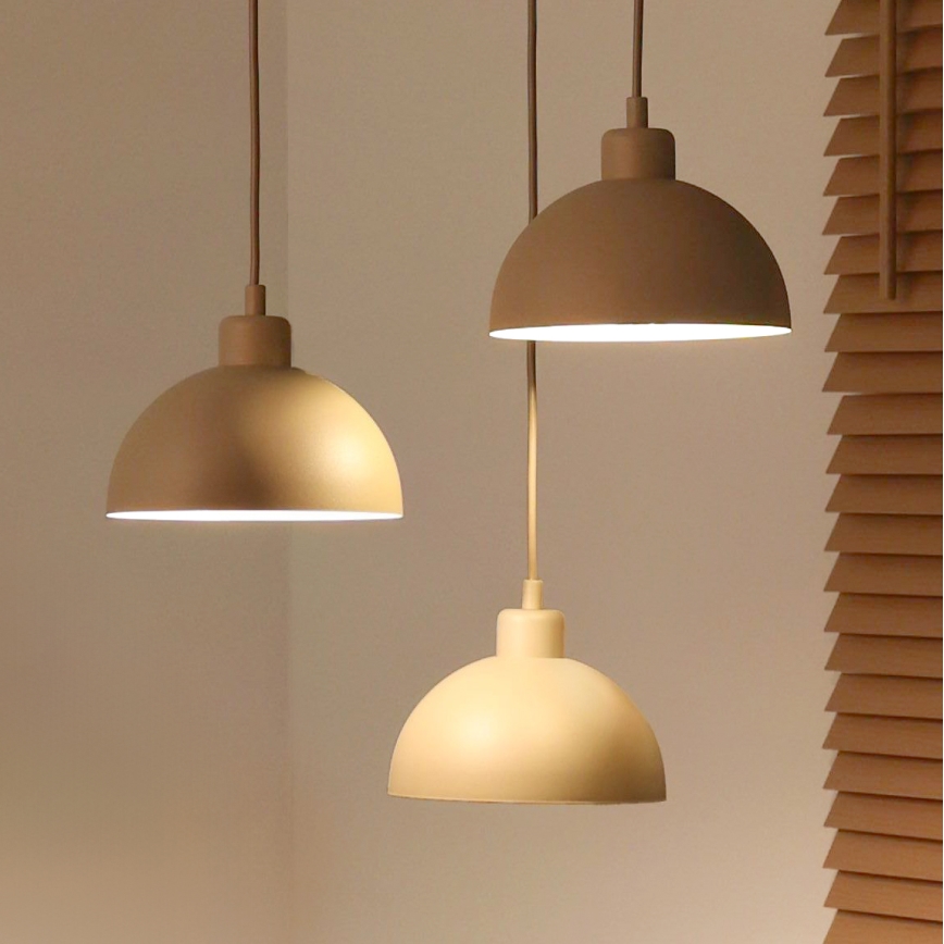 Duolla - Suspension sur câble IRONLINE 3xE27/15W/230V beige