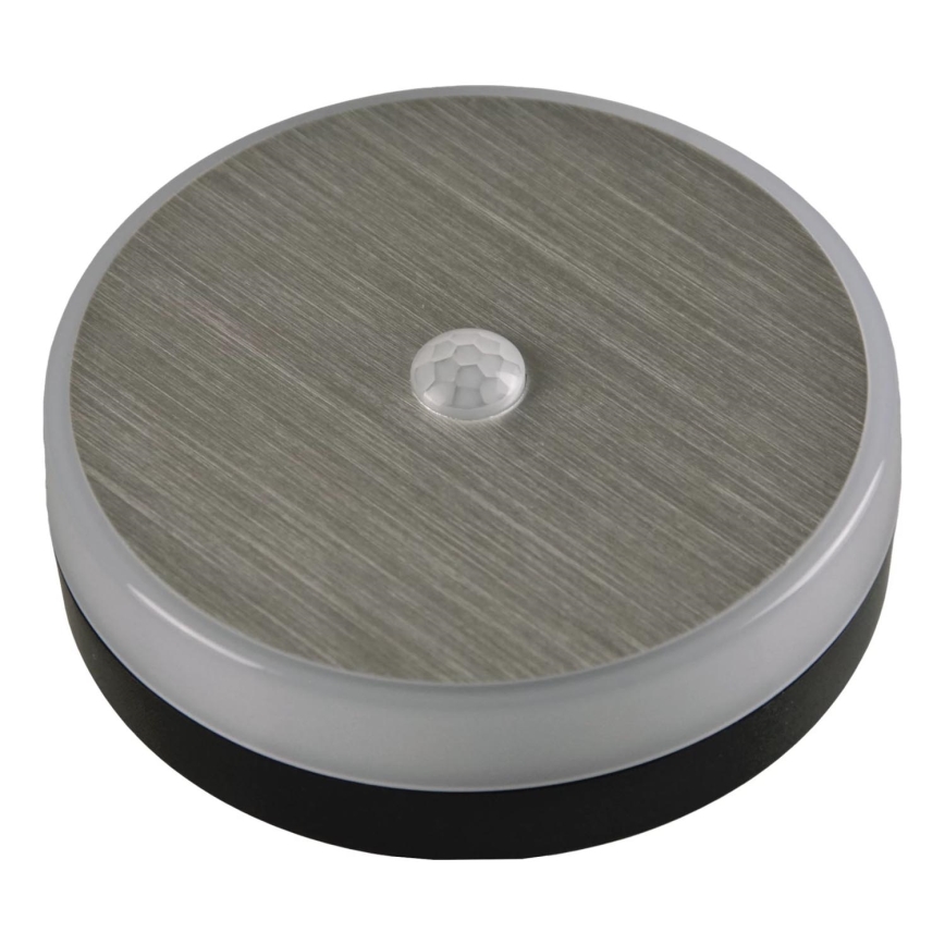 Éclairage de meubles avec un détecteur LED/1,2W/4,5V 3xAA chrome mat