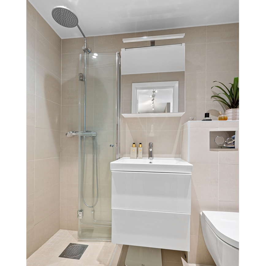 Éclairage de miroir salle de bain LED/8W/230V 4000K 50 cm IP44 chrome brillant