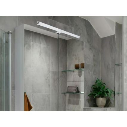 Éclairage LED pour miroir de salle de bains 12W/230V 59,5 cm IP44 chrome brillant