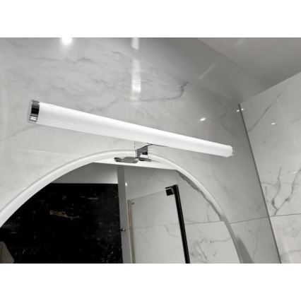 Éclairage LED pour miroir de salle de bains 12W/230V 59,5 cm IP44 chrome brillant
