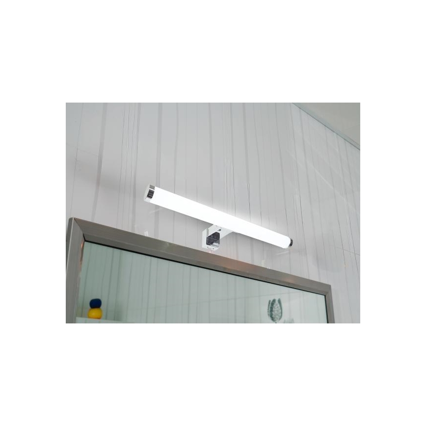 Éclairage LED pour miroir de salle de bains – 8 W, 230 V, 30 cm, IP44, chrome brillant
