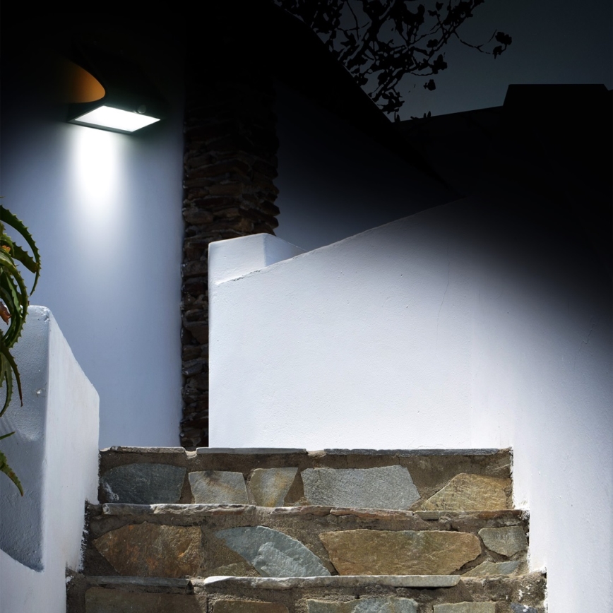 Éclairage solaire avec détecteur de mouvement et crépusculaire LED/6,8W/4000 mAh 3,7V IP65