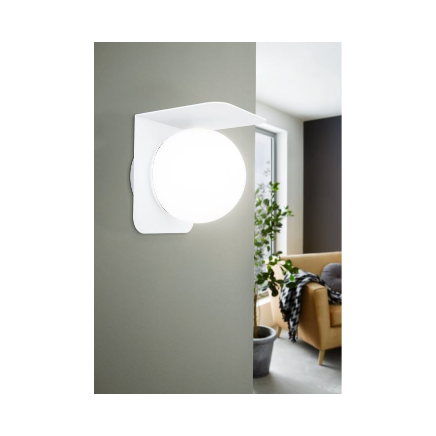 Eglo 31052 - Luminaire extérieur LED RGBW à intensité variable d'extérieur CORRIENTES 1xE27/9W/230V IP44 blanc
