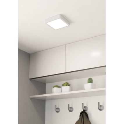 Eglo - Plafonnier LED pour salle de bains LED/11W/230V IP44 blanc 16x16 cm