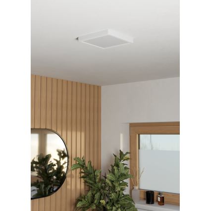 Eglo - Plafonnier LED pour salle de bains LED/10,5W/230V 22x22 cm IP44 blanc