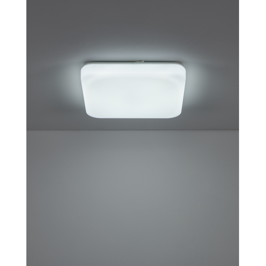 Eglo - Plafonnier LED pour salle de bains, 18W/230V, 3000/4000/6000K, 33x33 cm, IP44
