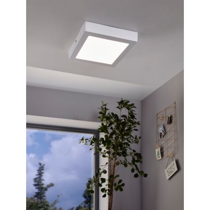 Eglo 94077 - Plafonnier FUEVA 1 LED, 16,47 W / 230 V, 22,5 x 22,5 cm