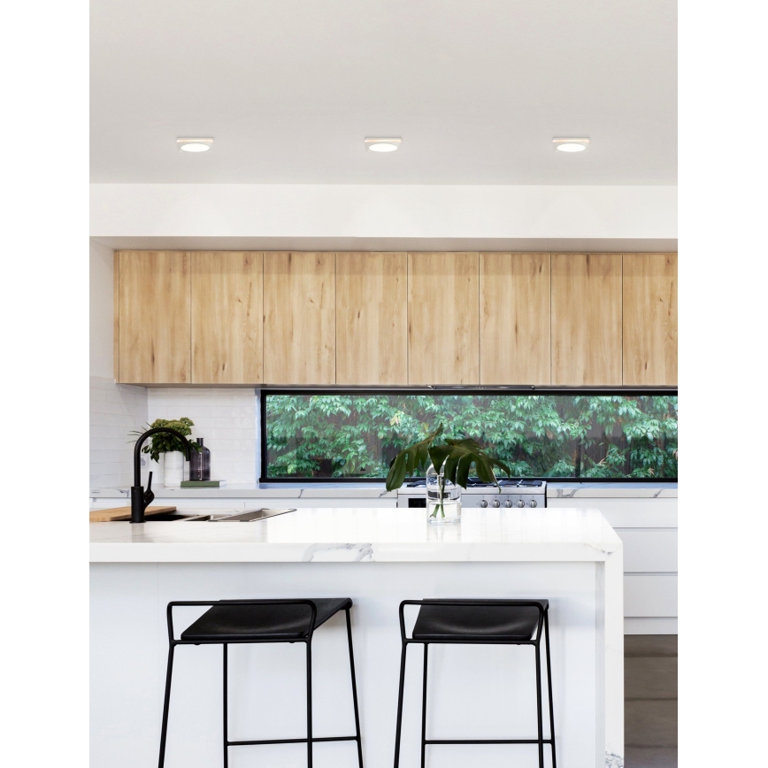 Eglo 95921- Plafonnier LED encastré pour salle de bains PINEDA 1 LED/6W/230V IP44