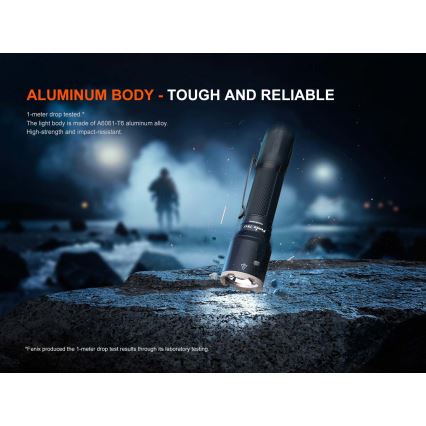 Fenix TK17BLK - Lampe torche LED rechargeable à intensité variable LED/USB 6000 mAh IP68 3600 lm 60 h noire