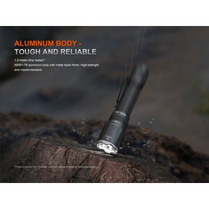 Fenix TK21RBLK - Lampe torche LED rechargeable à intensité réglable LED/USB 6000 mAh IP68 3600 lm 72,5 h noire